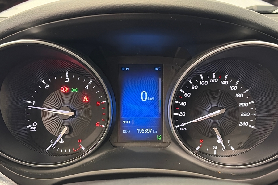 Toyota Avensis vaihtoauto
