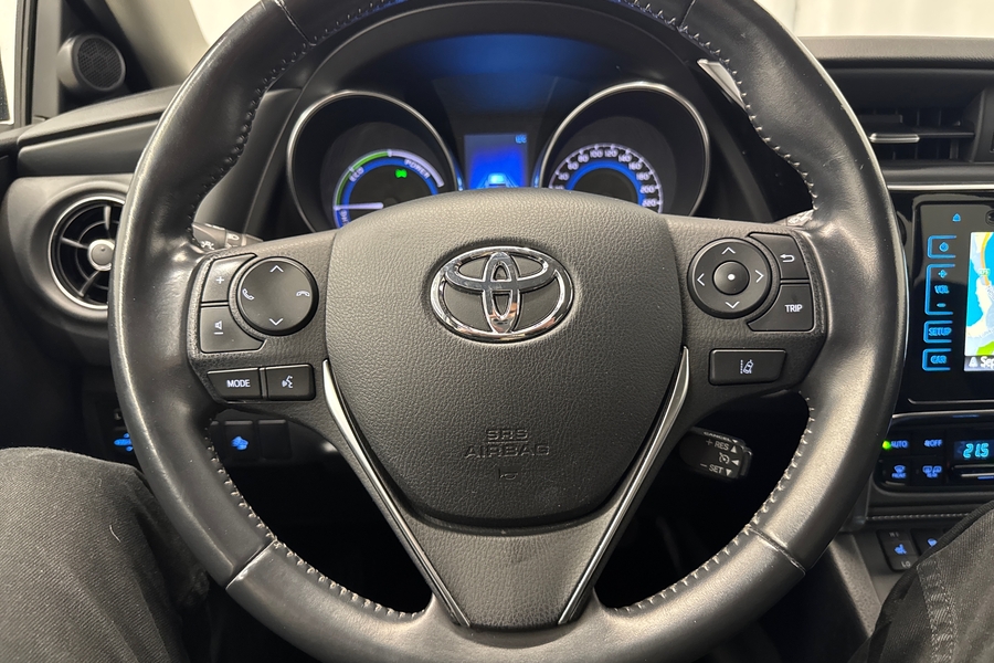 Toyota Auris vaihtoauto