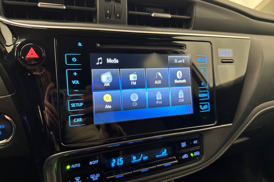 Toyota Auris vaihtoauto