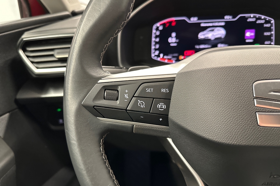 SEAT Leon Sportstourer vaihtoauto