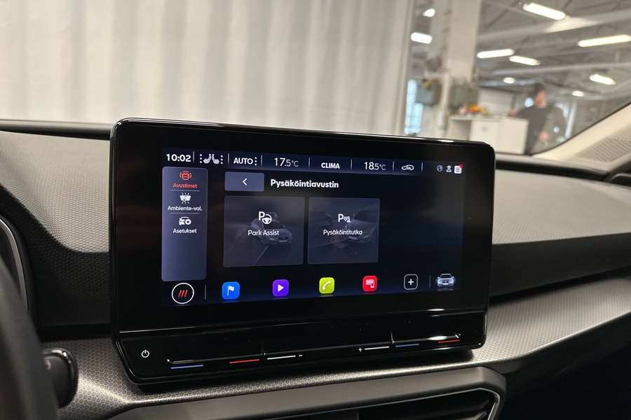 SEAT Leon Sportstourer vaihtoauto