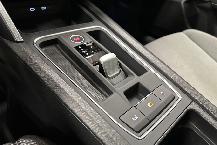 SEAT Leon Sportstourer vaihtoauto