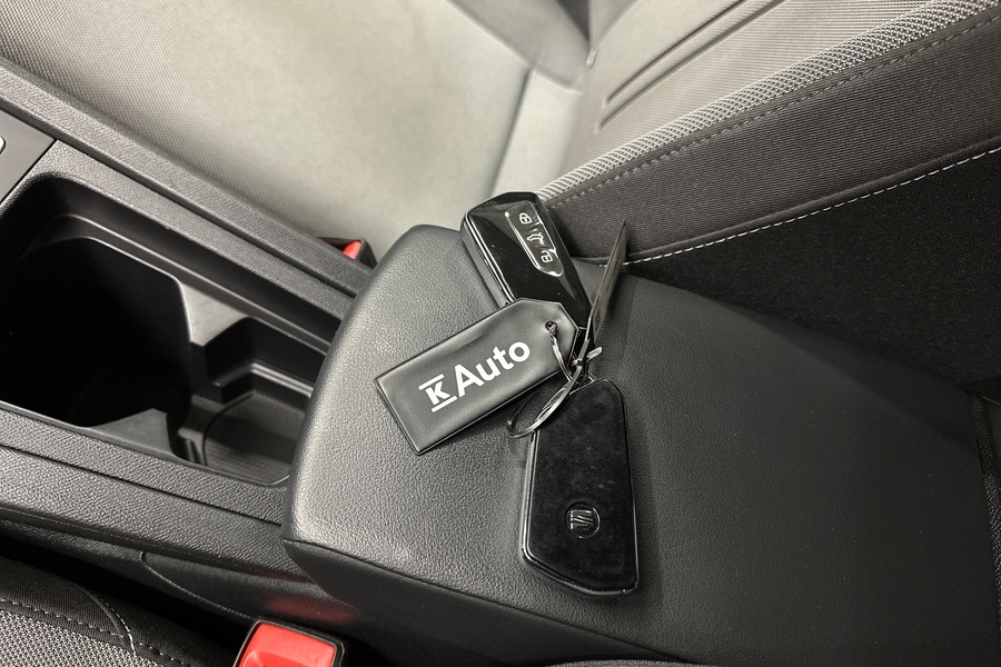 SEAT Leon Sportstourer vaihtoauto