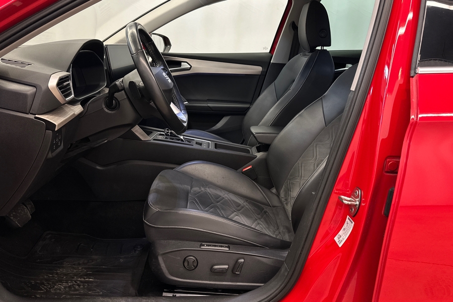 SEAT Leon Sportstourer vaihtoauto