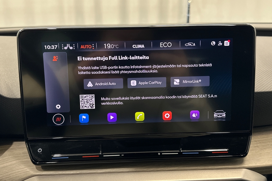 SEAT Leon Sportstourer vaihtoauto