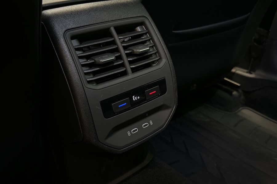 SEAT Leon Sportstourer vaihtoauto