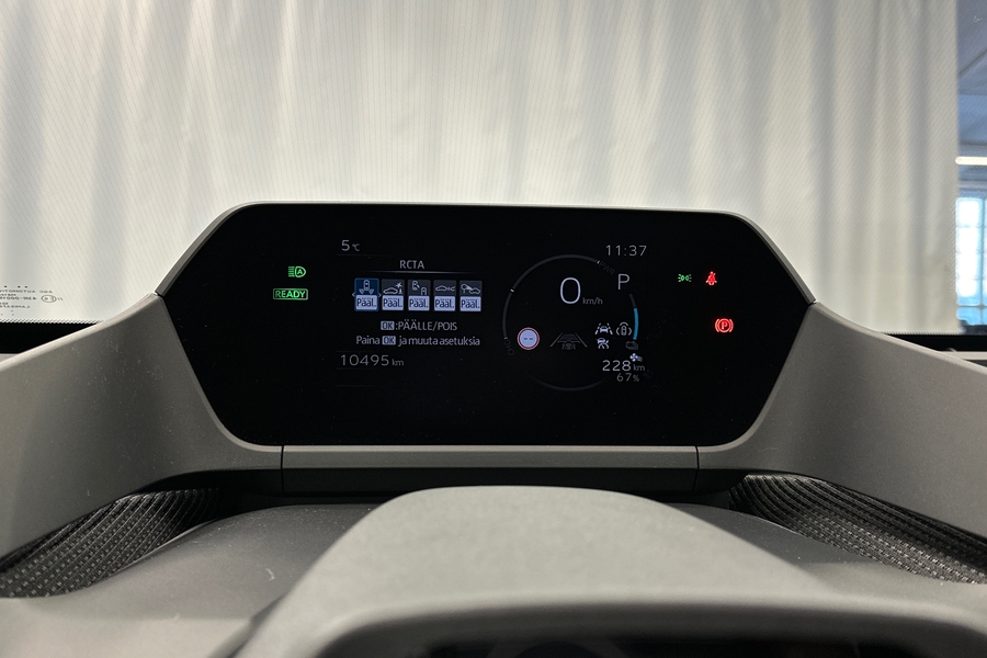 Toyota bZ4X vaihtoauto