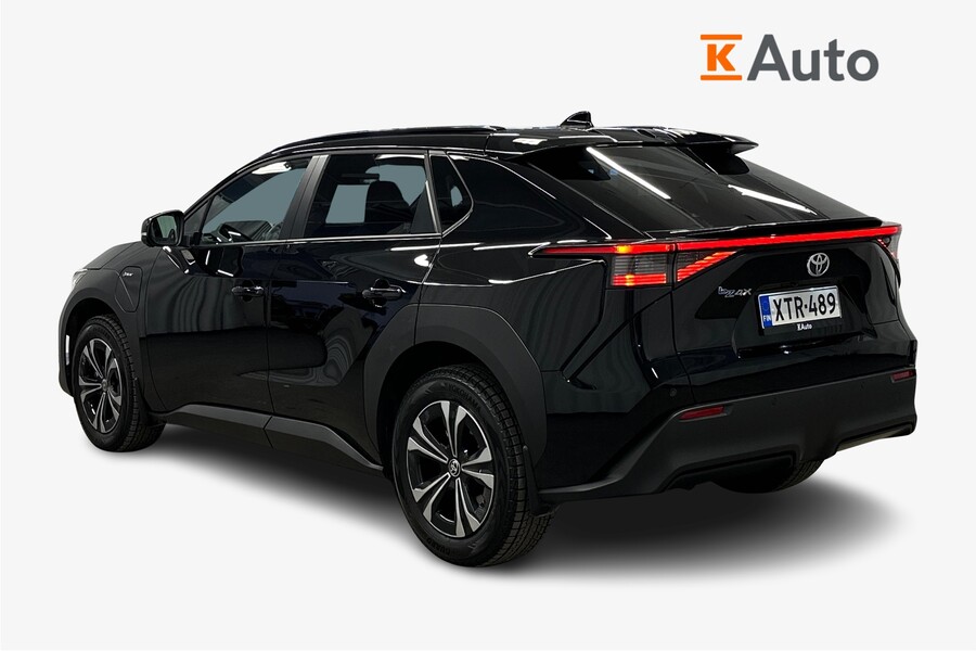 Toyota bZ4X vaihtoauto