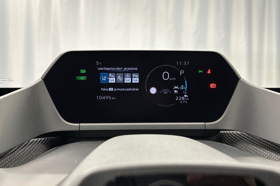 Toyota bZ4X vaihtoauto