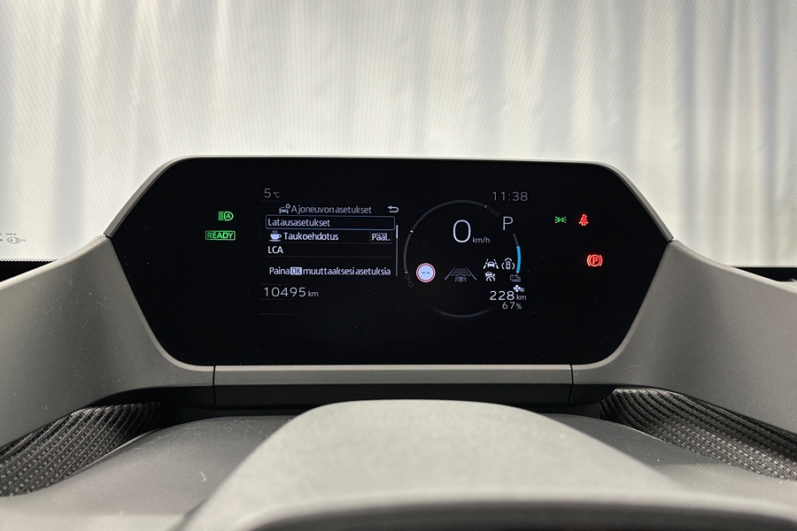 Toyota bZ4X vaihtoauto