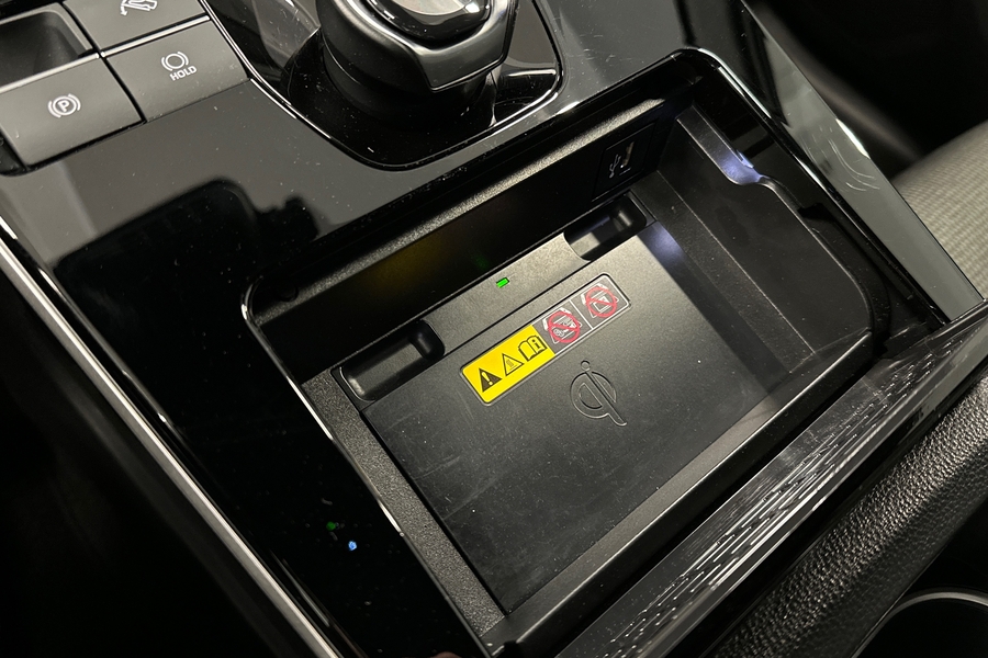 Toyota bZ4X vaihtoauto