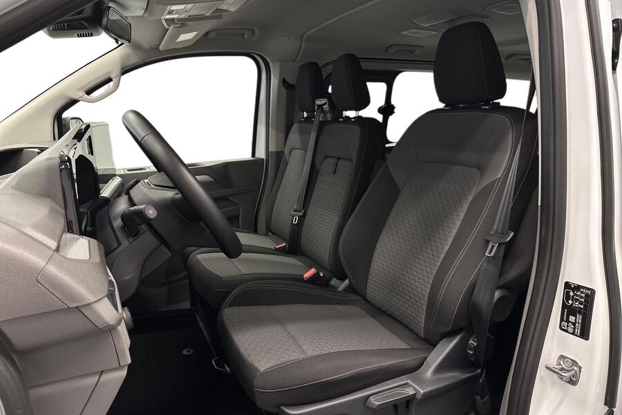 Volkswagen Caravelle vaihtoauto