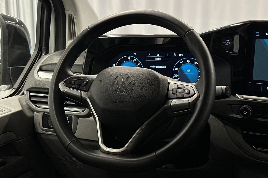 Volkswagen Caravelle vaihtoauto