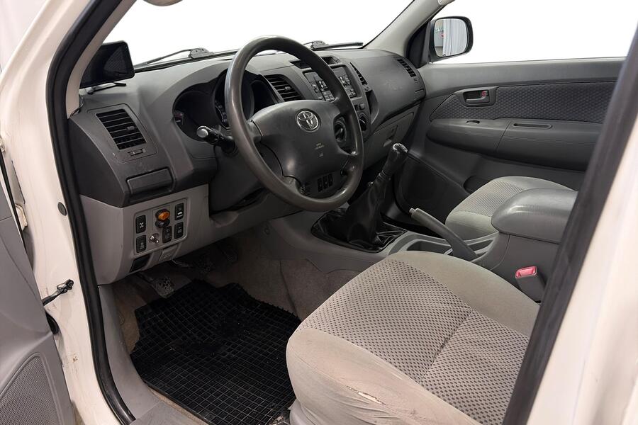 Toyota Hilux vaihtoauto