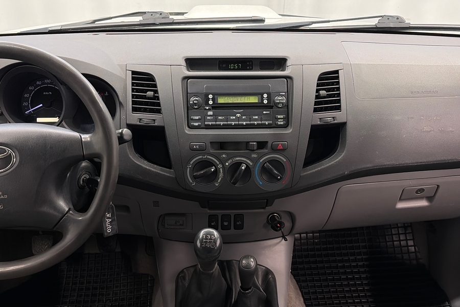 Toyota Hilux vaihtoauto