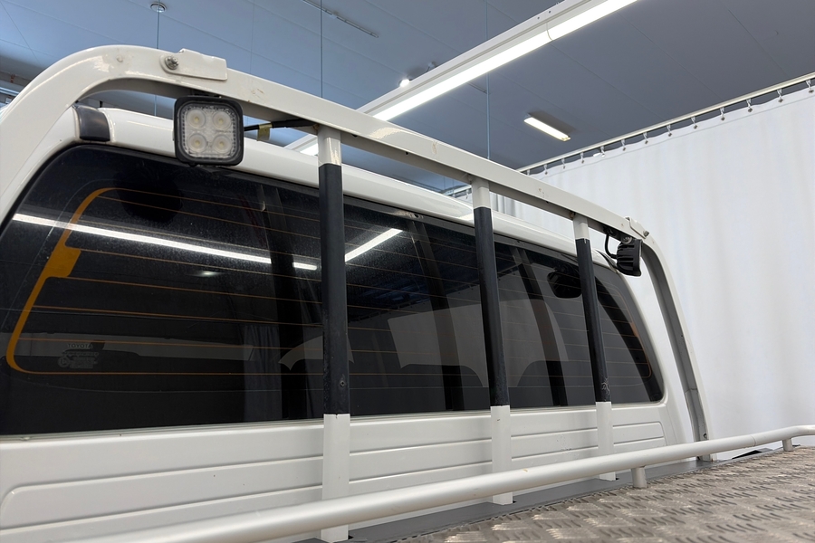 Toyota Hilux vaihtoauto