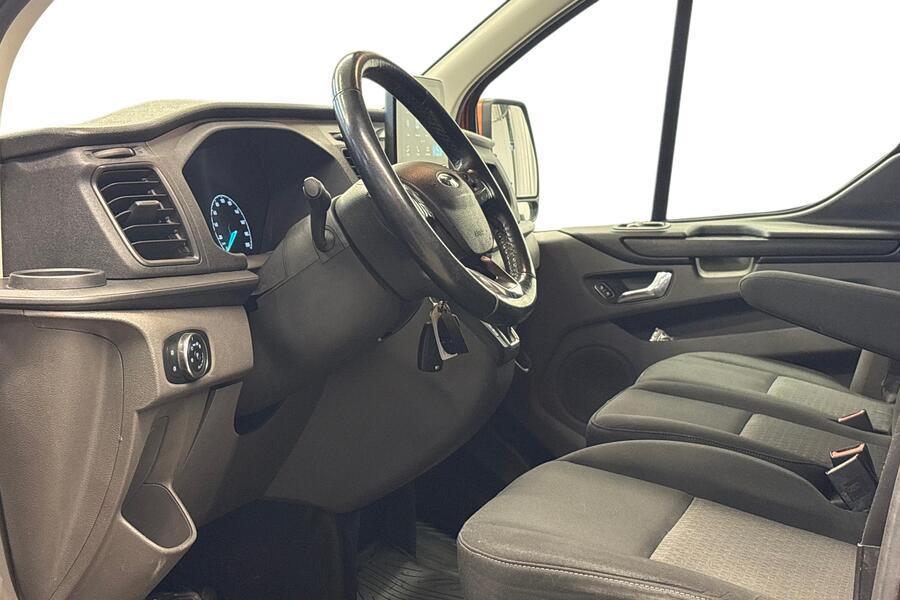 Ford Transit Custom vaihtoauto