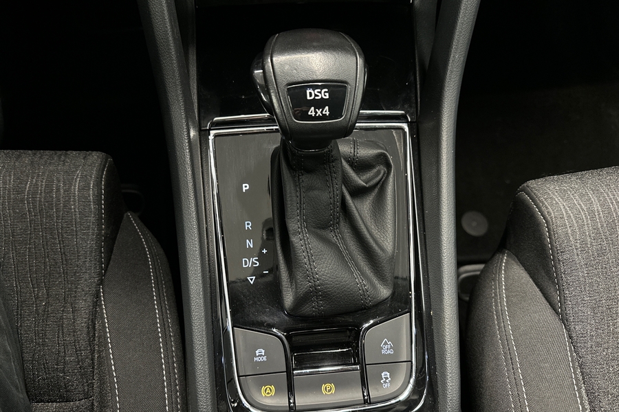 Skoda Karoq vaihtoauto