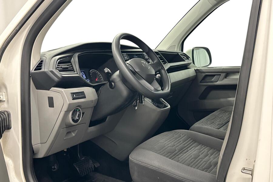 Volkswagen Caravelle vaihtoauto