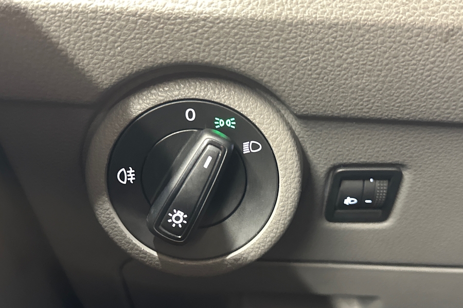 Volkswagen Caravelle vaihtoauto