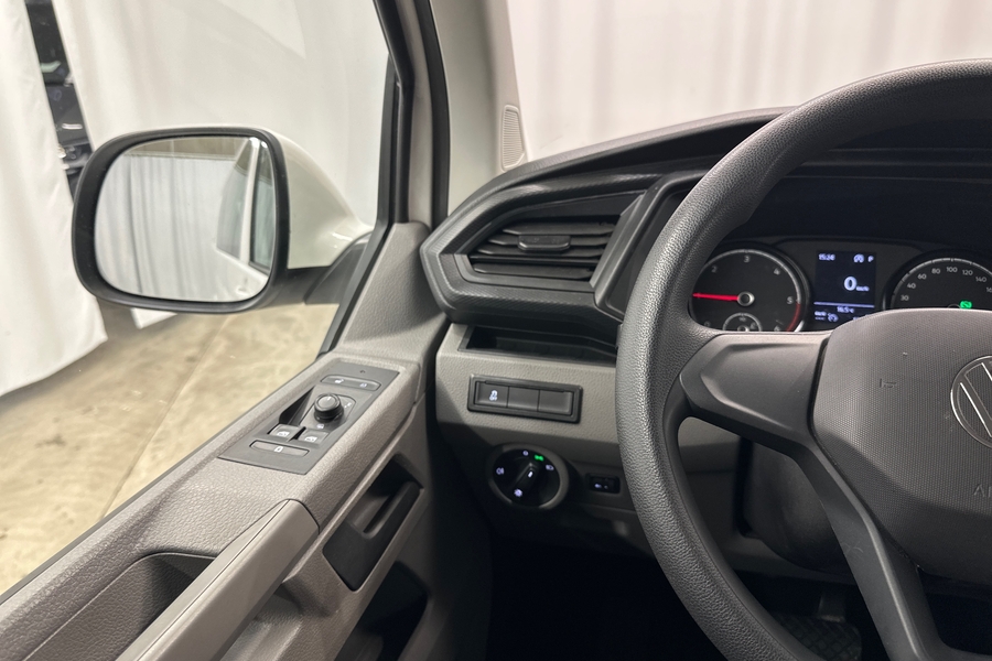 Volkswagen Caravelle vaihtoauto