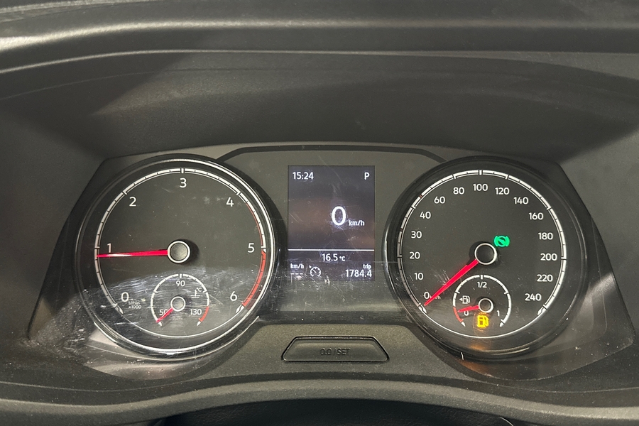 Volkswagen Caravelle vaihtoauto