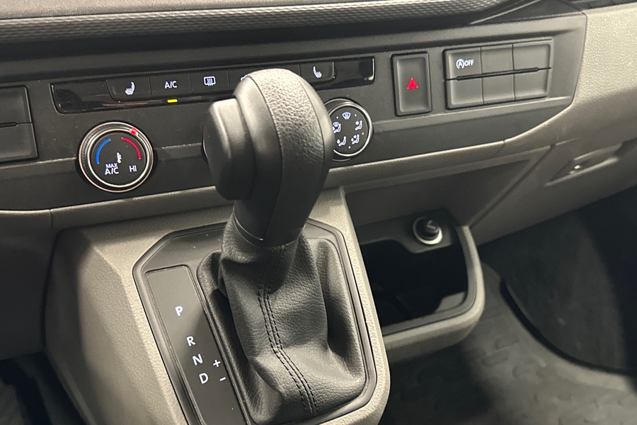 Volkswagen Caravelle vaihtoauto