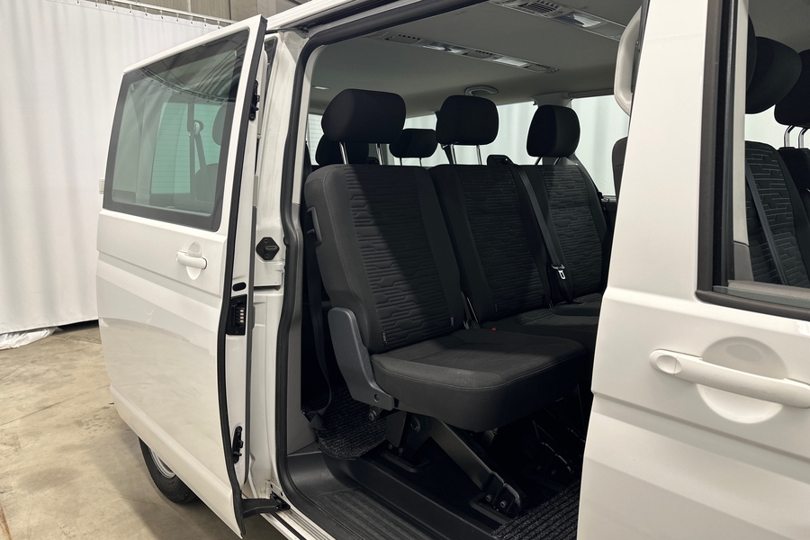 Volkswagen Caravelle vaihtoauto