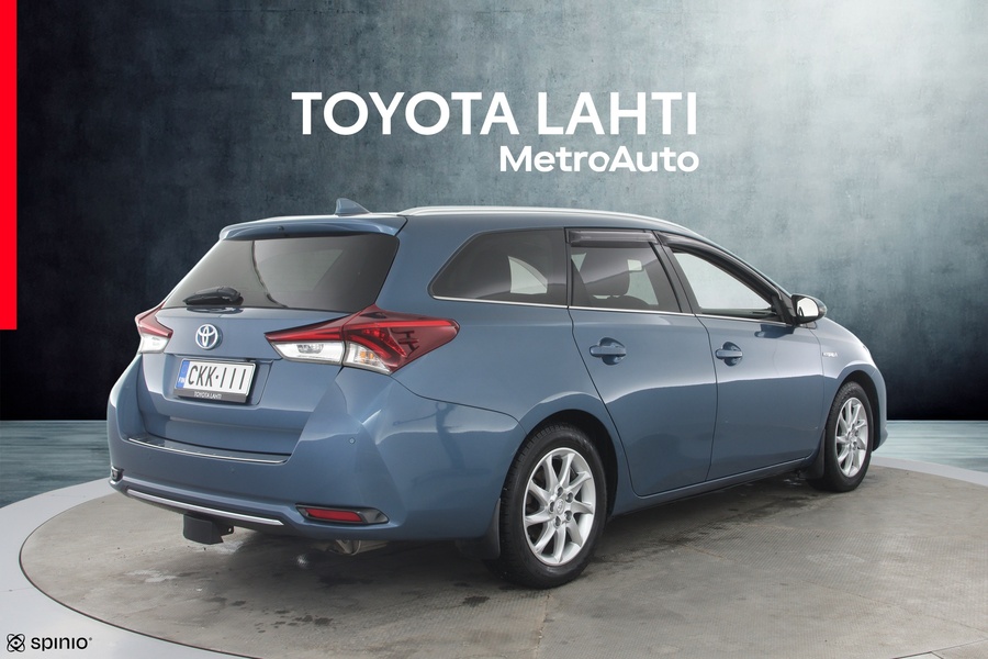 Toyota Auris vaihtoauto