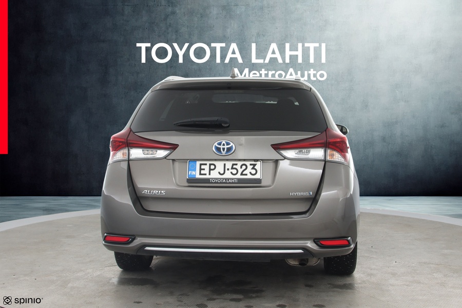 Toyota Auris vaihtoauto