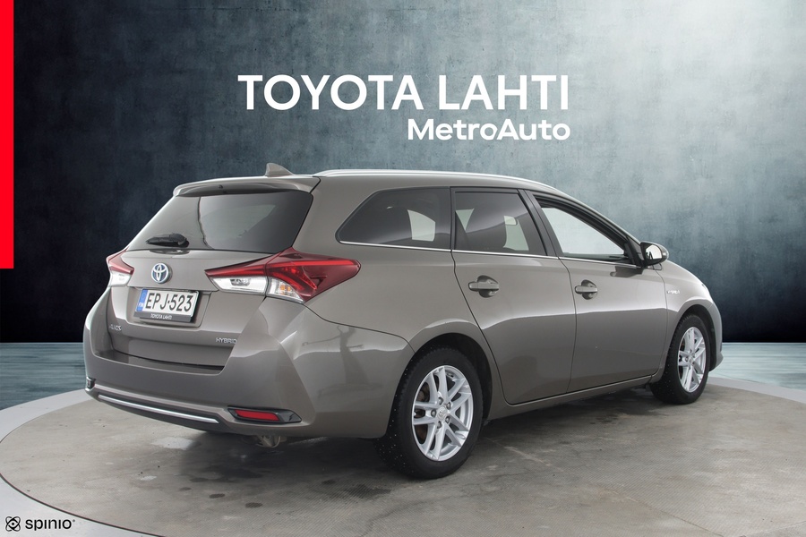 Toyota Auris vaihtoauto