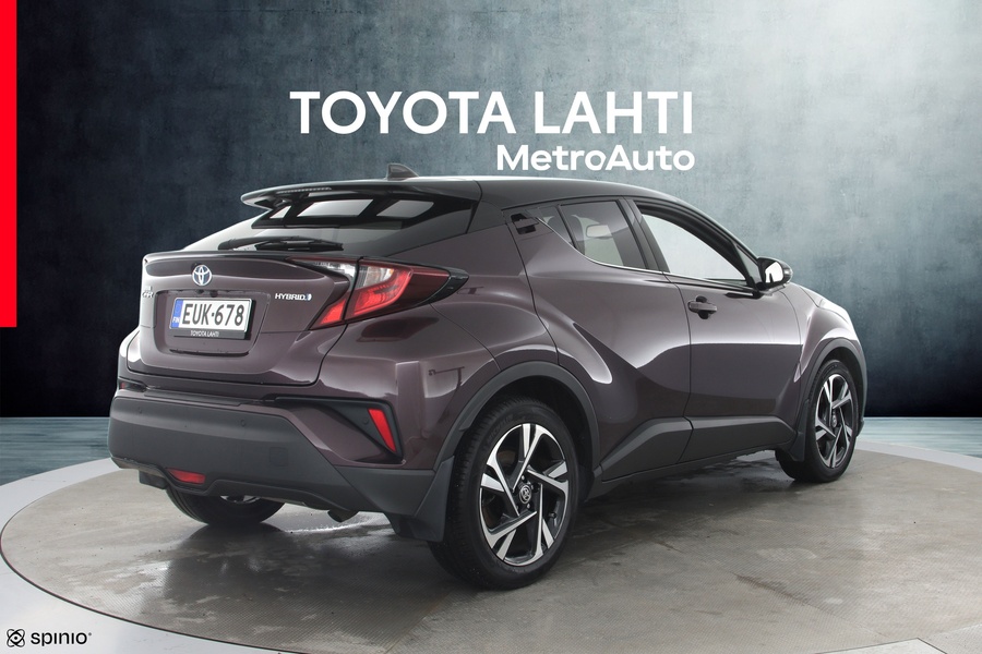 Toyota C-HR vaihtoauto