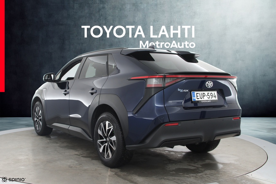 Toyota bZ4X vaihtoauto