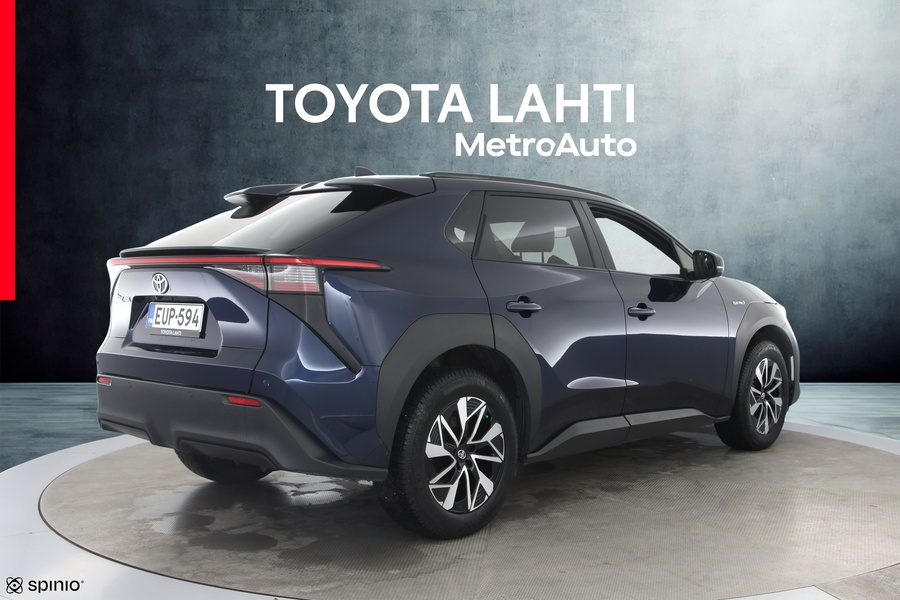 Toyota bZ4X vaihtoauto