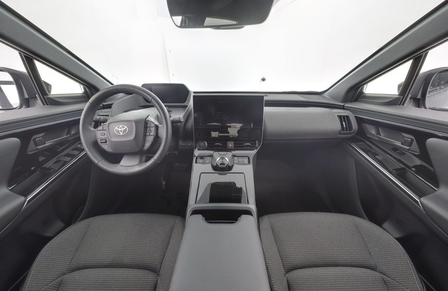 Toyota bZ4X vaihtoauto