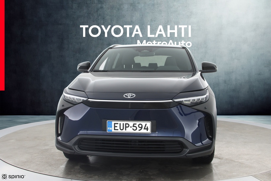 Toyota bZ4X vaihtoauto