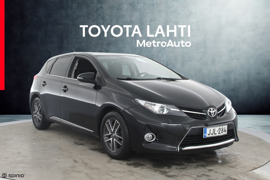 Toyota Auris vaihtoauto