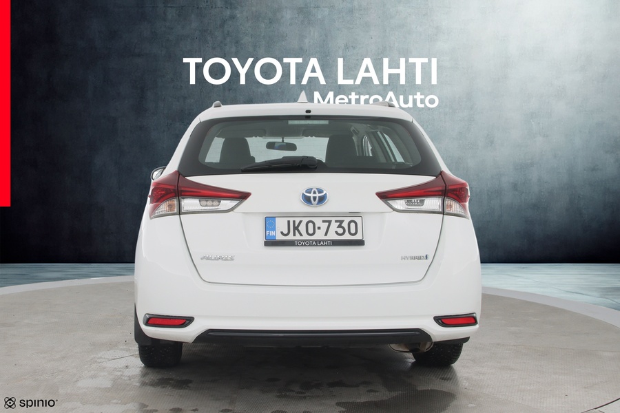 Toyota Auris vaihtoauto