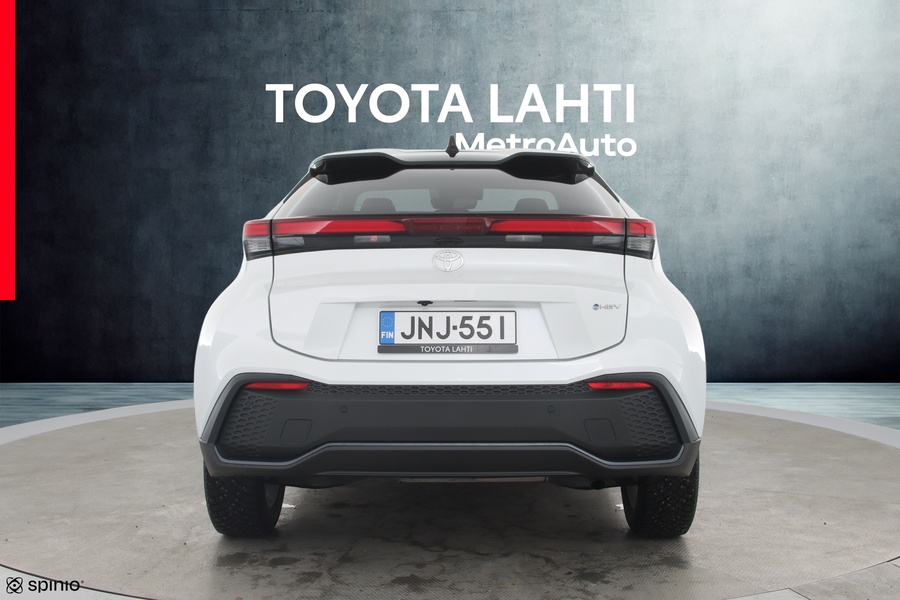 Toyota C-HR vaihtoauto