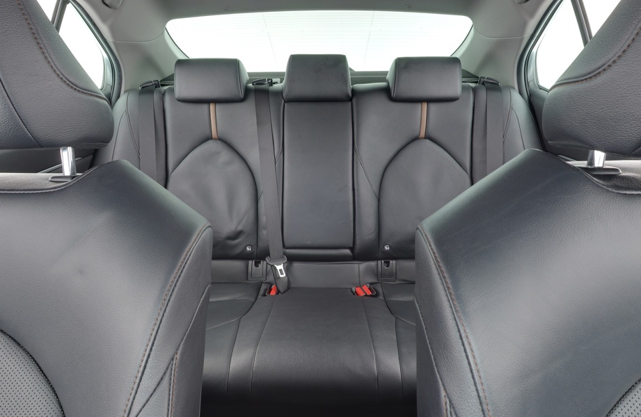 Toyota Camry vaihtoauto