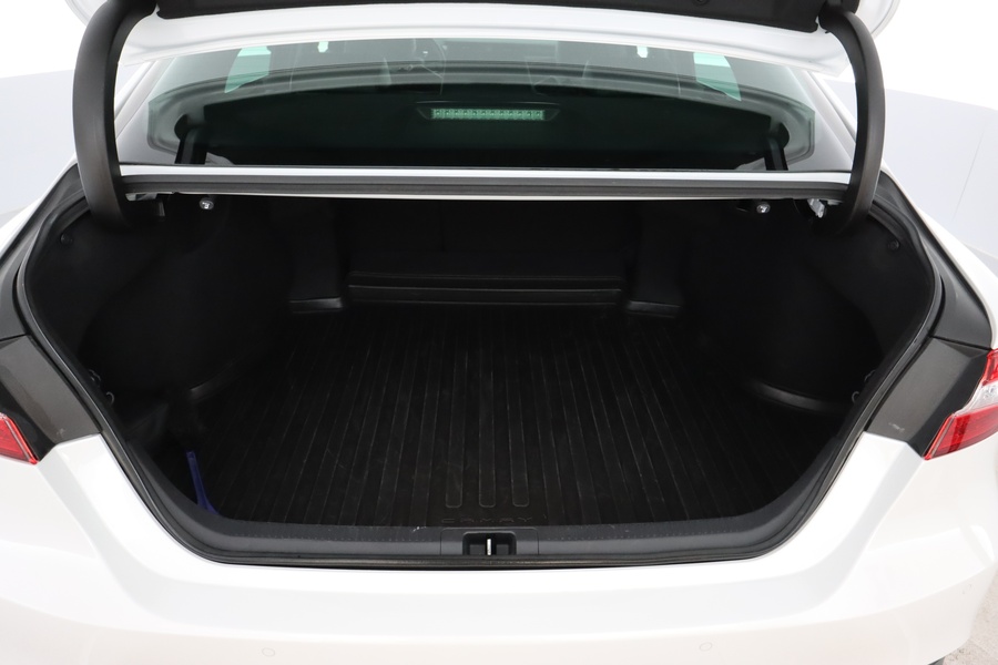 Toyota Camry vaihtoauto