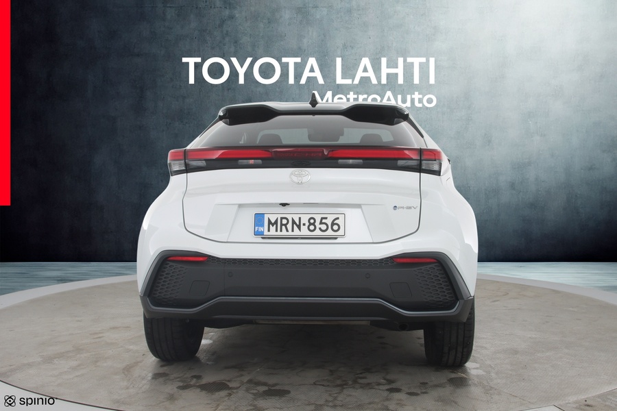 Toyota C-HR vaihtoauto