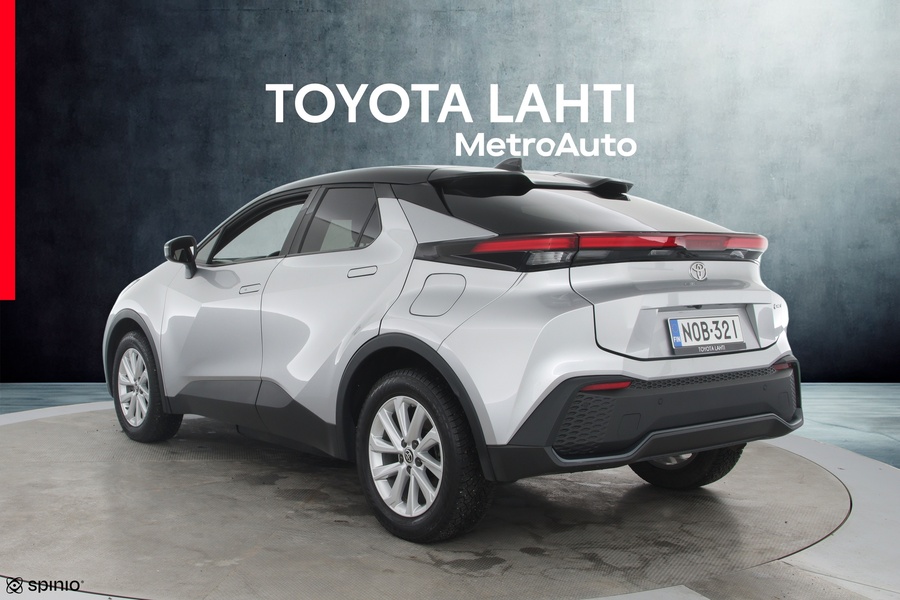 Toyota C-HR vaihtoauto