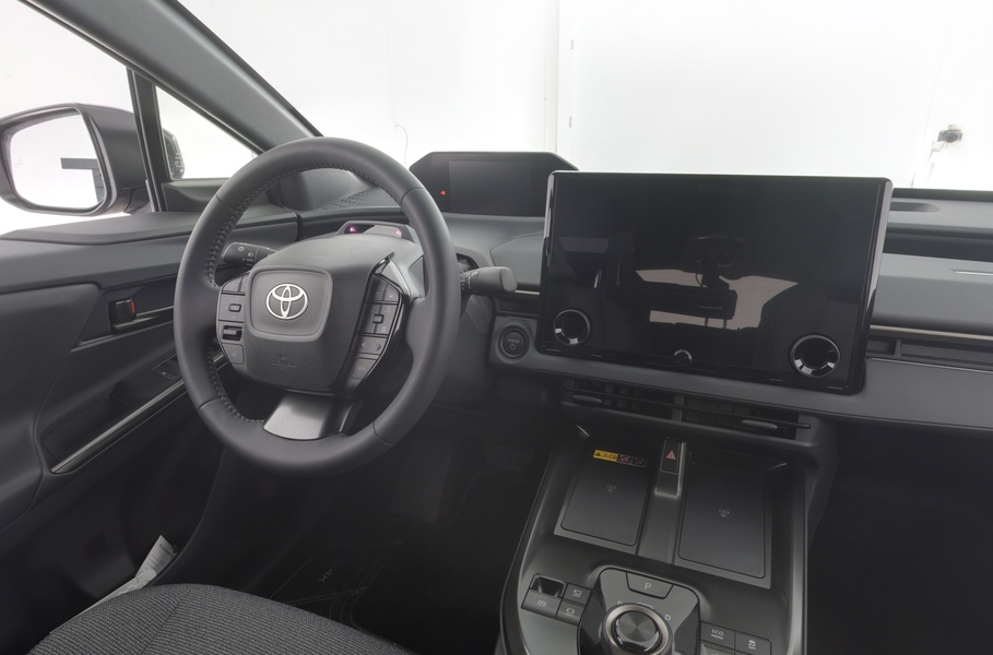 Toyota bZ4X vaihtoauto