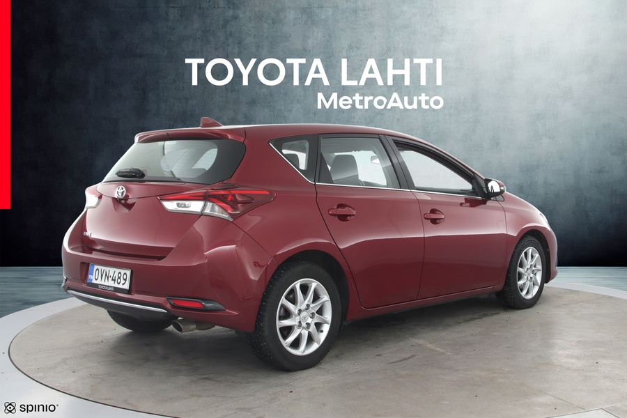 Toyota Auris vaihtoauto