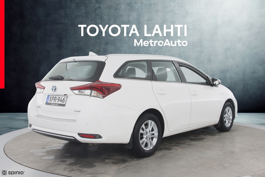 Toyota Auris vaihtoauto