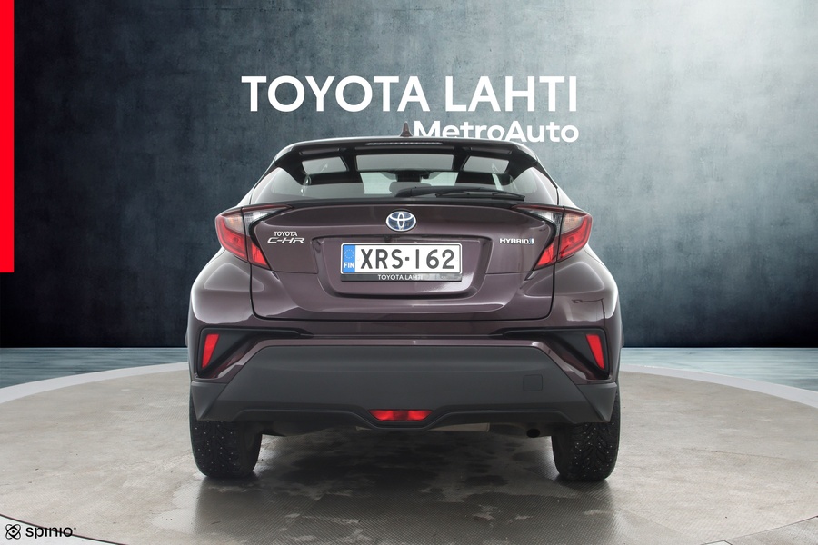 Toyota C-HR vaihtoauto