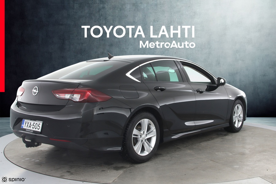 Opel Insignia vaihtoauto