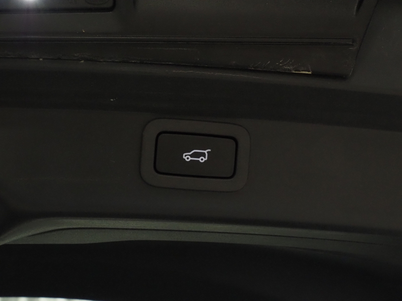 Jaguar I-PACE vaihtoauto