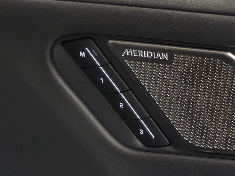 Jaguar I-PACE vaihtoauto